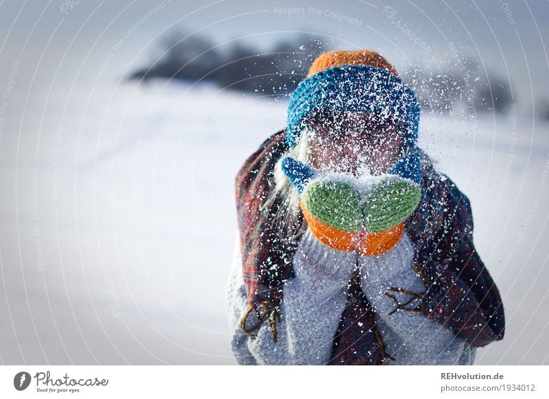 Jule | pustet Schnee Stil Freizeit & Hobby Ferien & Urlaub & Reisen Ausflug Winter Winterurlaub Mensch feminin Junge Frau Jugendliche Erwachsene 1 18-30 Jahre