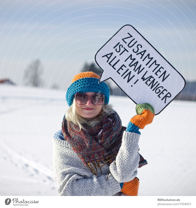 Jule | Zusammen ist man weniger allein Stil Mensch feminin Junge Frau Jugendliche Erwachsene Gesicht 1 18-30 Jahre Landschaft Himmel Winter Schönes Wetter