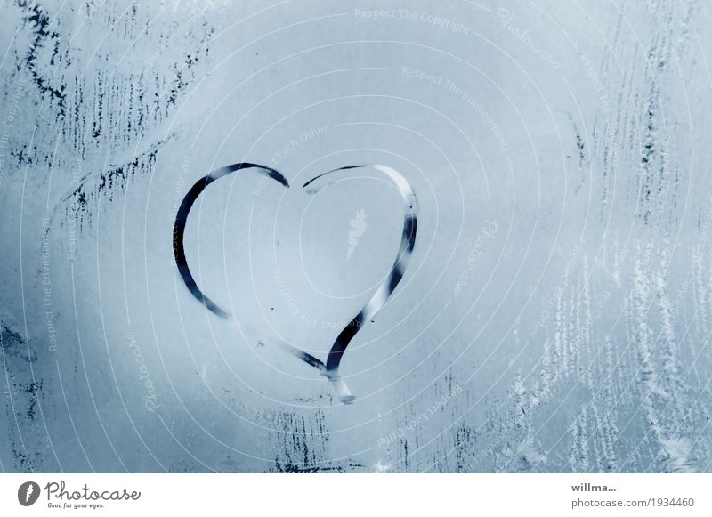 Das kalte Herz Valentinstag Muttertag Hochzeit Verlobung Winter Eis Frost Verliebtheit Liebe Fensterscheibe gefroren herzförmig Eisblumen Romantik