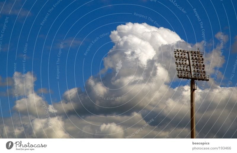 Samstag Freizeit & Hobby Ballsport Sportstätten Fußballplatz Stadion Himmel Wolken Freude Erfolg Stimmung Bundesliga Meisterschaft Farbfoto Außenaufnahme Tag