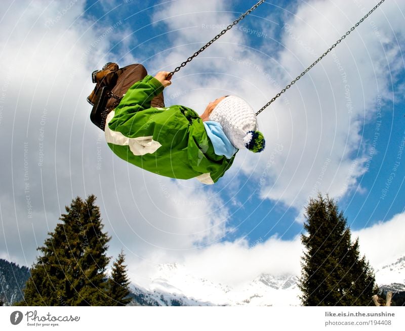 ein schlückchen himmel Zufriedenheit Erholung Freizeit & Hobby Spielen Winterurlaub Berge u. Gebirge Schneebedeckte Gipfel Schaukel schaukeln fliegen Glück