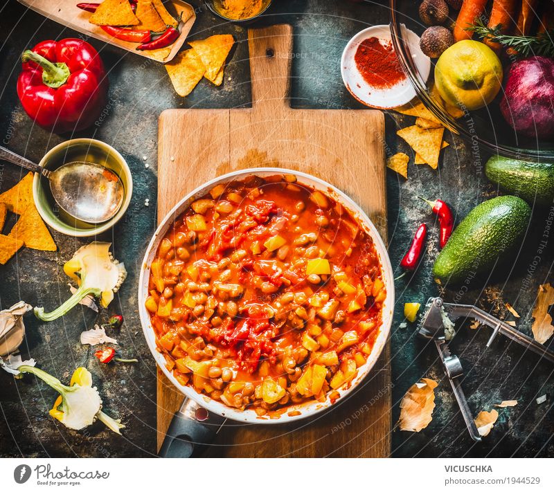 Vegetarisches Chili Con Carne Gericht in Pfanne Gemüse Suppe Eintopf Kräuter & Gewürze Öl Ernährung Mittagessen Abendessen Bioprodukte Vegetarische Ernährung