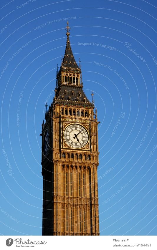 the voice of britain Tourismus Sightseeing Städtereise Sonne London Hauptstadt Stadtzentrum Kirche Platz Turm Bauwerk Architektur Sehenswürdigkeit Wahrzeichen