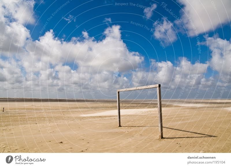 WM 2010 Freizeit & Hobby Ferien & Urlaub & Reisen Sommer Sommerurlaub Sonne Strand Meer Insel Sportstätten Fußballplatz Himmel Wolken Klima Wetter