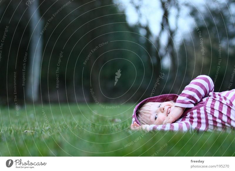 ::: I'm so happy! ::: Freude Glück Gesundheit Erholung Spielen Kindererziehung Kindergarten Arbeit & Erwerbstätigkeit Kleinkind Mädchen Frühling Gras Wiese