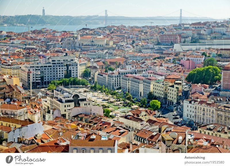 open space Umwelt Himmel Horizont Baum Flussufer Río Tajo Lissabon Portugal Stadt Hauptstadt Stadtzentrum Altstadt Haus Platz Bauwerk Treppe Dach Straße Brücke