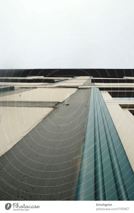 Up! Haus Hildesheim Altstadt Mauer Wand Fassade Fenster ästhetisch Fachwerkfassade Fachwerkhaus blau grün schwarz weiß Farbfoto Außenaufnahme Menschenleer