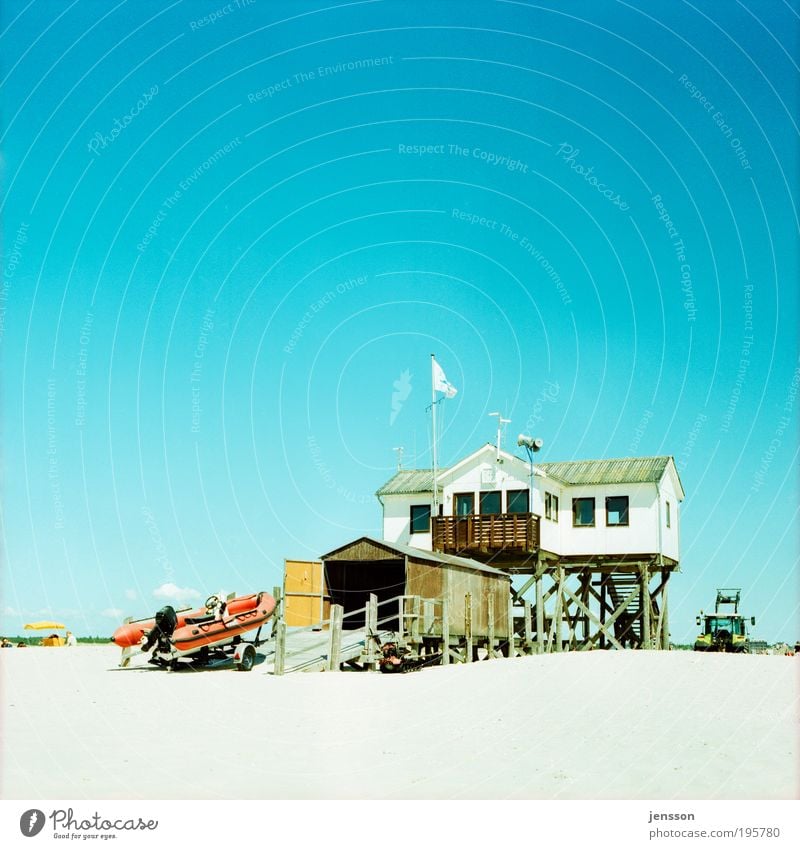 Buchtwacht Ferien & Urlaub & Reisen Sommer Strand Haus Landschaft Himmel Wolkenloser Himmel Nordsee natürlich Wärme blau St. Peter-Ording Pfahlhaus Beiboot