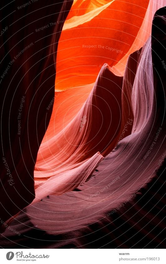 Antelope Canyon Natur Landschaft Erde Schlucht braun mehrfarbig gelb gold violett rot Warmherzigkeit ruhig Farbfoto Außenaufnahme Tag Lichterscheinung