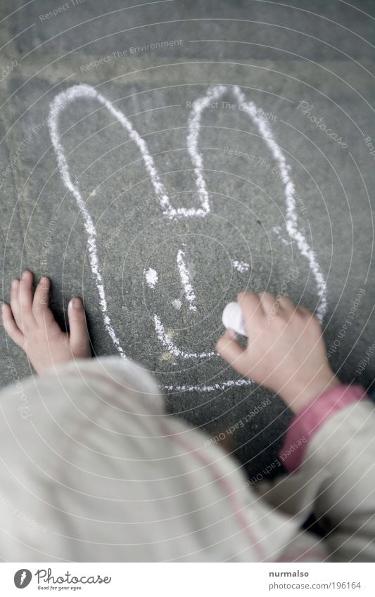 . . . fehlt etwas, Lachen ist immer gut. Lifestyle Freizeit & Hobby Spielen Garten Ostern Mensch Kind Hand 1 3-8 Jahre Kindheit Kunst Kunstwerk Schönes Wetter