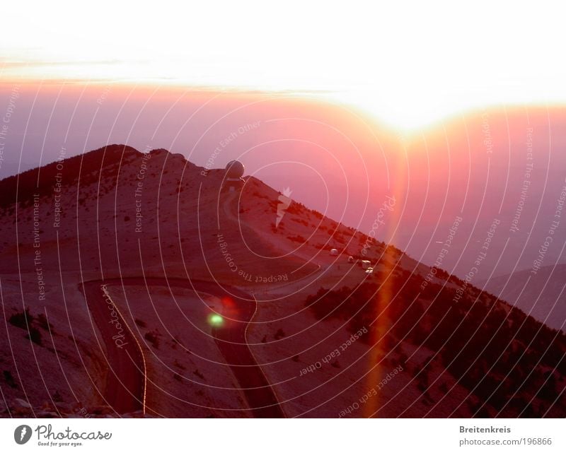 Mont Ventoux - un soir... Ferien & Urlaub & Reisen Ausflug Ferne Berge u. Gebirge Wetterstation Natur Landschaft Erde Horizont Sonne Sonnenaufgang