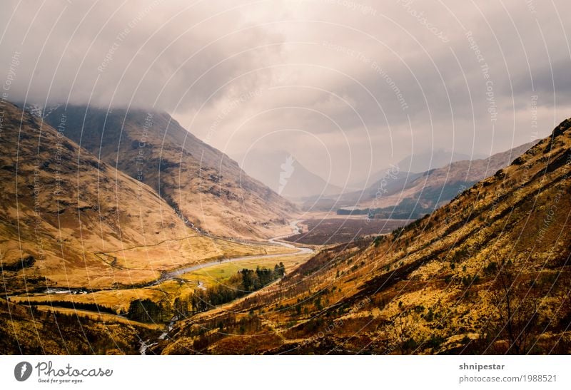 Blick auf Glen Etive, Schottland Ferien & Urlaub & Reisen Abenteuer Expedition Camping Berge u. Gebirge wandern Umwelt Natur Landschaft Pflanze Urelemente Erde