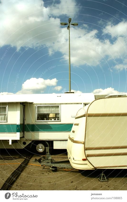 Rollin' Home Sweet Home Camping Sommer Häusliches Leben Wohnung Arbeitsplatz Veranstaltung Himmel Wolken Wohnwagen Anhänger Freiheit Freizeit & Hobby Stil