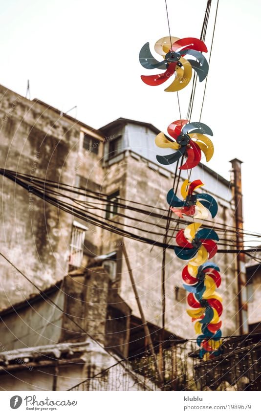 Eine typische Straßenansicht in Macao, China Design Leben Ferien & Urlaub & Reisen Tourismus Haus Kultur Gebäude Architektur Verkehr Fußgänger Bewegung