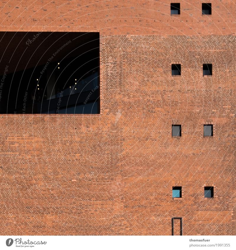 Mauer, Fenster Tourismus Sightseeing Städtereise Theater Kultur Hamburg Hafenstadt Stadtzentrum Hochhaus Bauwerk Architektur Wand Fassade Sehenswürdigkeit