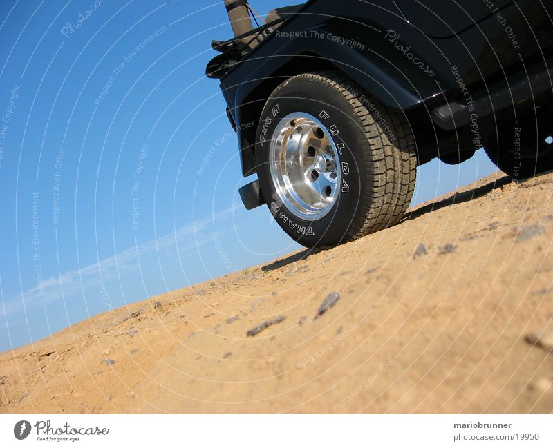 offroad_05 Geländewagen Felge Chrom Staub Rad Verkehr Jeep Wrangler dreckig Erde Himmel