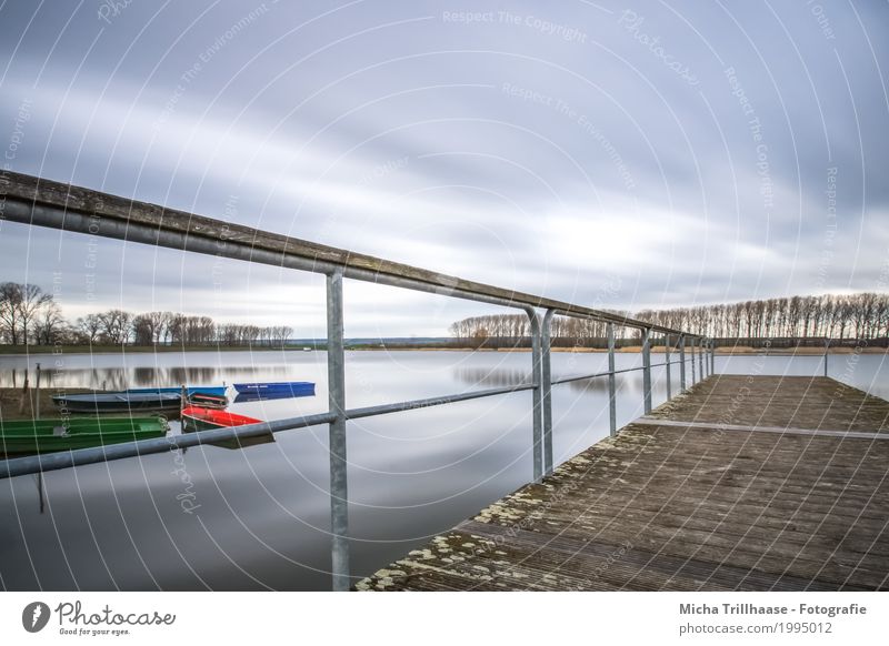 Steg und Boote am See Freizeit & Hobby Angeln Ferien & Urlaub & Reisen Schwimmen & Baden tauchen Umwelt Natur Landschaft Wasser Himmel Wolken Horizont