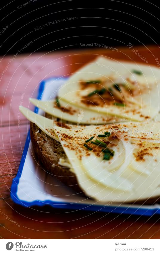 Vatertags-Käsebrot Lebensmittel Teigwaren Backwaren Brot Zwiebel Schnittlauch Paprika Zwiebelringe Ernährung Frühstück Mittagessen Abendessen Picknick