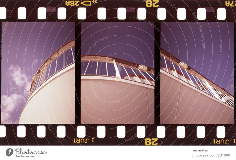 3mal1 Geländer Ferien & Urlaub & Reisen Tourismus Kreuzfahrt Sommer Reling Kunst Umwelt Himmel Klima Schönes Wetter Meer Verkehr Schifffahrt Passagierschiff