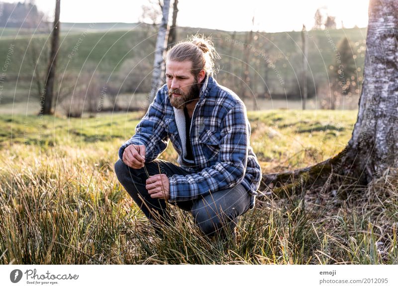 sein. maskulin Junger Mann Jugendliche Erwachsene 1 Mensch 18-30 Jahre Umwelt Natur Feld Coolness natürlich Hipster wandern Wandertag Wanderausflug Naturliebe