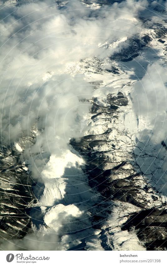 betrachtungsweise Ferien & Urlaub & Reisen Tourismus Ausflug Ferne Freiheit Umwelt Natur Wolken Klimawandel Schönes Wetter Schnee Berge u. Gebirge Luftverkehr