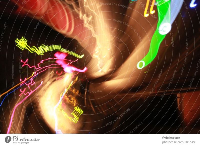 DECKS Club Disco Diskjockey clubbing Bewegung chaotisch Geschwindigkeit Mittelpunkt skurril Ziel Zukunft Farbfoto Innenaufnahme Experiment abstrakt Menschenleer