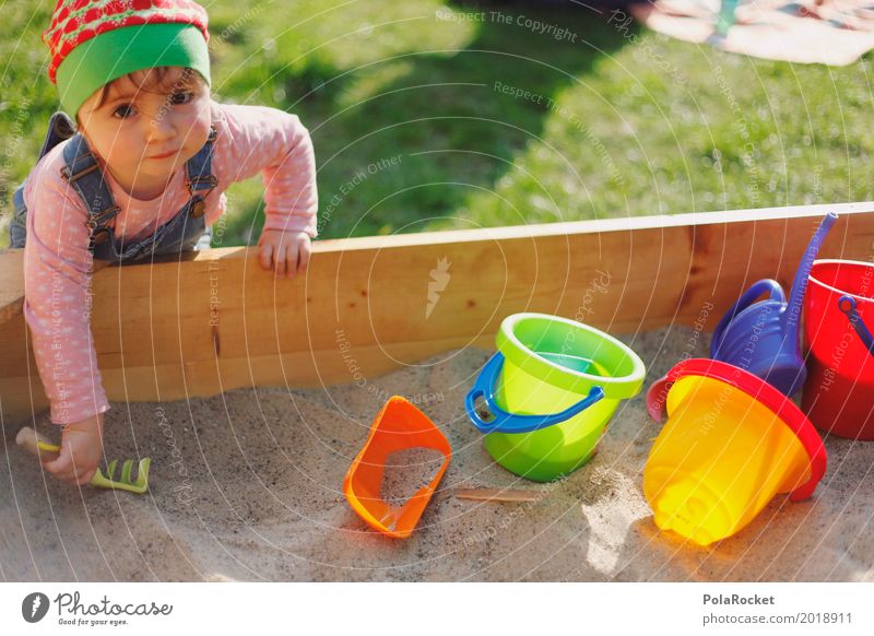 Erdbeermütze XII Kunst Kunstwerk ästhetisch Kind Kindheit Kindergarten Kindheitserinnerung Kindererziehung Kinderspiel kindlich kinderleicht Sand Sandkasten