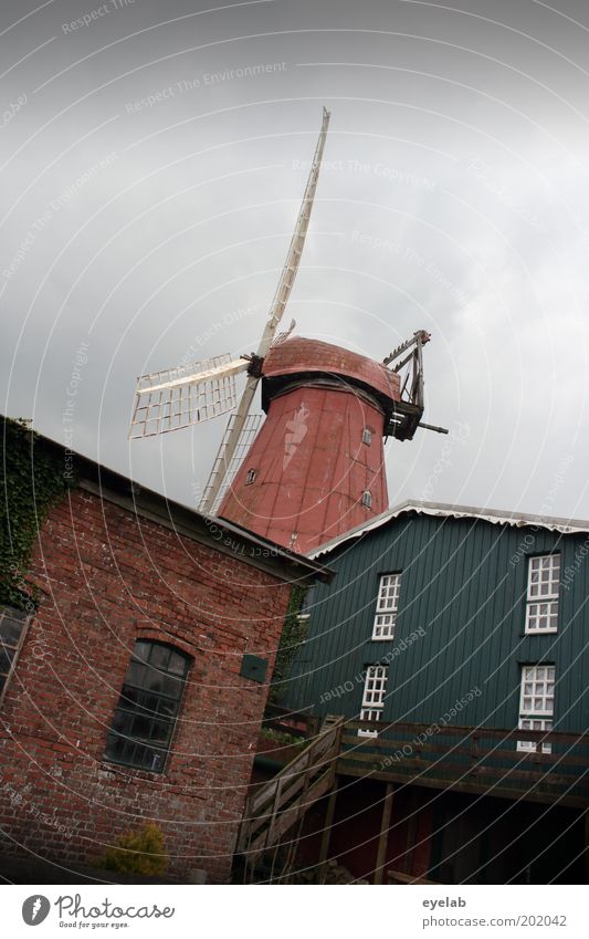 Ländliche Rotation Himmel Wolken Dorf Fischerdorf Altstadt Haus Hütte Turm Bauwerk Gebäude Architektur Treppe Fassade Fenster Sehenswürdigkeit alt authentisch