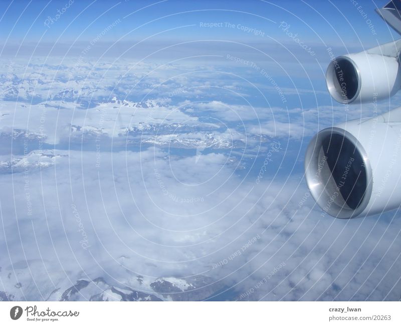 Grönland fliegend Triebwerke Graffiti greenland flight engines turbines day snow