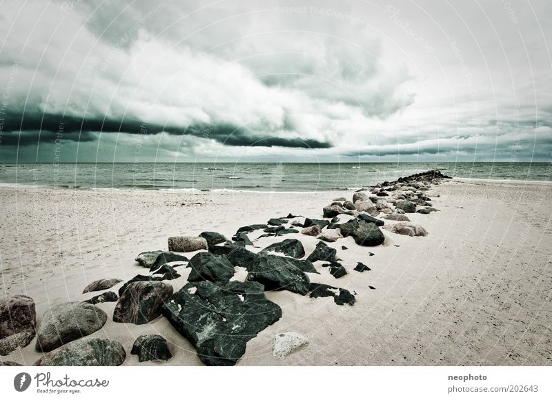 elementar Urelemente Sand Luft Horizont schlechtes Wetter Unwetter Wind Wellen Küste Strand Nordsee alt authentisch kalt stark grau grün Trauer Sehnsucht