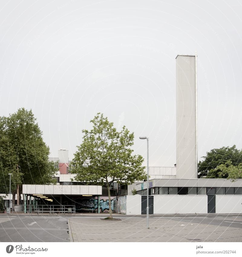 bildungszentrum Schule Schulgebäude Arbeitsplatz Handel Dienstleistungsgewerbe Unternehmen Himmel Baum Stadt Haus Platz Bauwerk Gebäude Architektur Turm groß