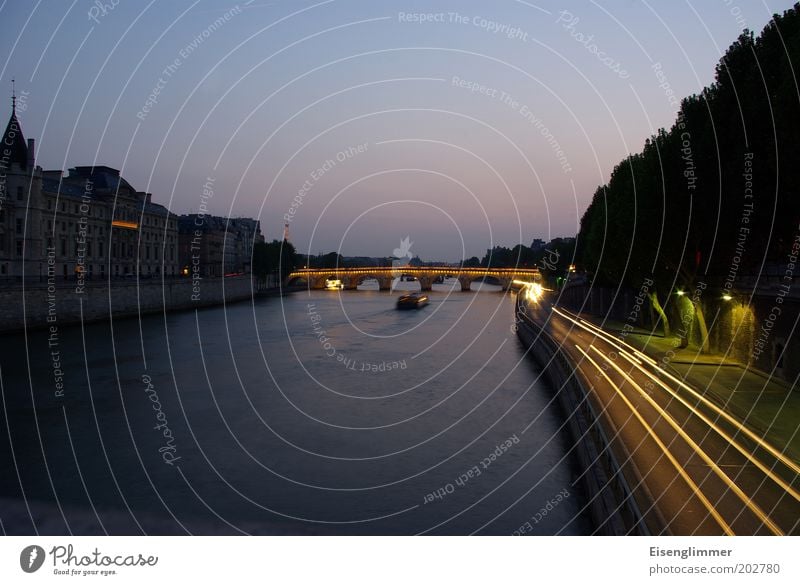 Seine Wasser Wolkenloser Himmel Horizont Sonne Sonnenaufgang Sonnenuntergang Sonnenlicht Sommer Flussufer Hauptstadt Stadtzentrum Altstadt Brücke Bauwerk