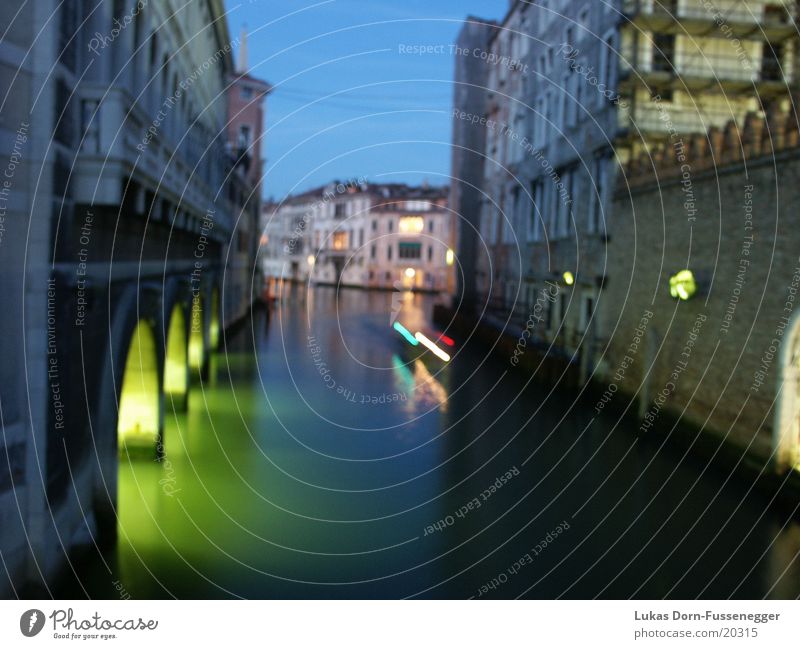 Venedig Langzeitbelichtung Nebenkanal Nacht Europa