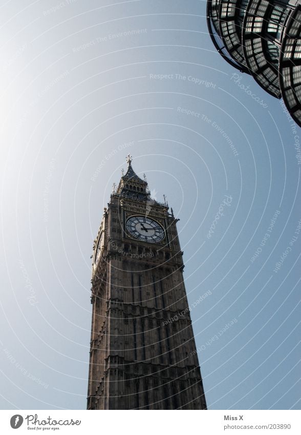 Big Ferien & Urlaub & Reisen Sightseeing Städtereise Hauptstadt Stadtzentrum Turm Bauwerk Architektur Sehenswürdigkeit Wahrzeichen Denkmal Big Ben gigantisch