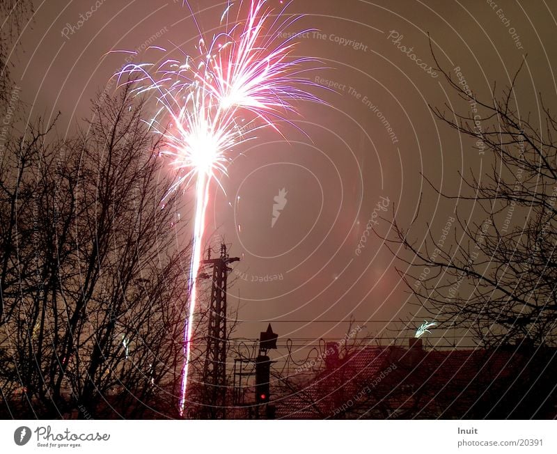 Feuerwerk 1 Silvester u. Neujahr Langzeitbelichtung rot Freizeit & Hobby Abend Feste & Feiern