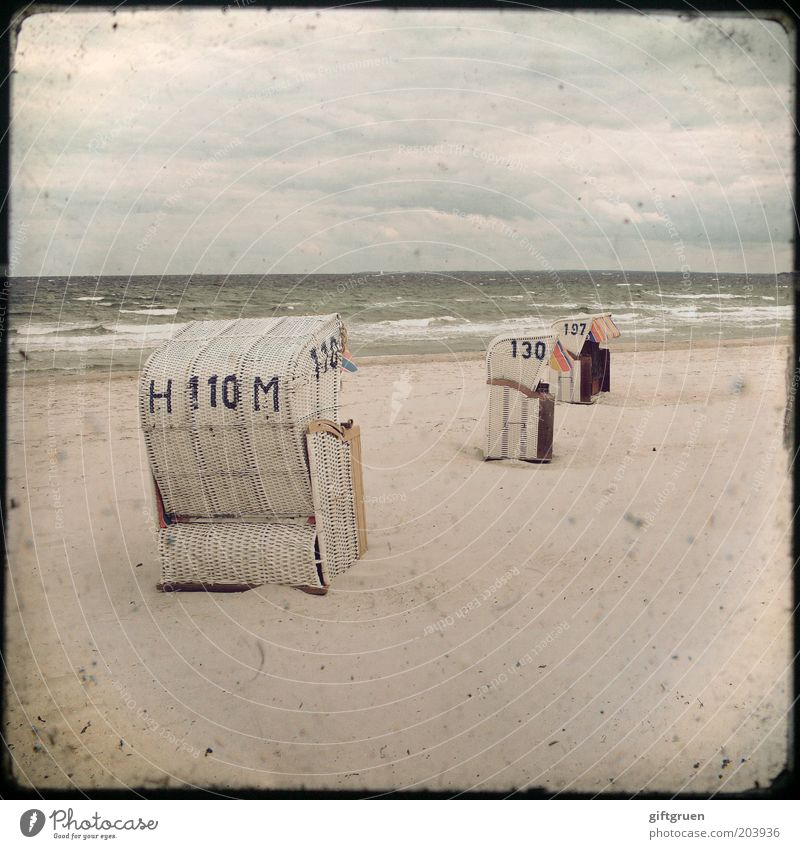 stormy sea Freizeit & Hobby Ferien & Urlaub & Reisen Tourismus Strand Meer Wellen Umwelt Urelemente Sand Wasser Himmel Wolken Gewitterwolken Herbst Klima Wetter