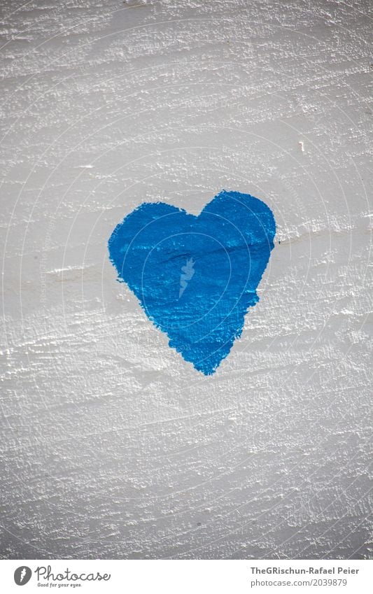 Love Kunst Maler blau weiß Herz Liebe malen Strukturen & Formen Wand Farbfoto Außenaufnahme Menschenleer Textfreiraum oben Textfreiraum unten Tag