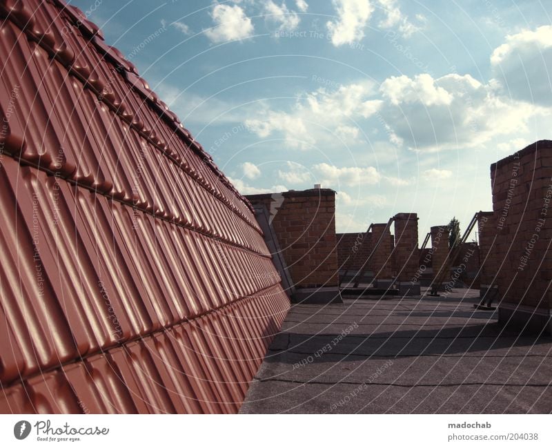 menschenleer Himmel Wetter Schönes Wetter Haus Dach Schornstein stagnierend Backstein Dachziegel Farbfoto mehrfarbig Außenaufnahme Menschenleer