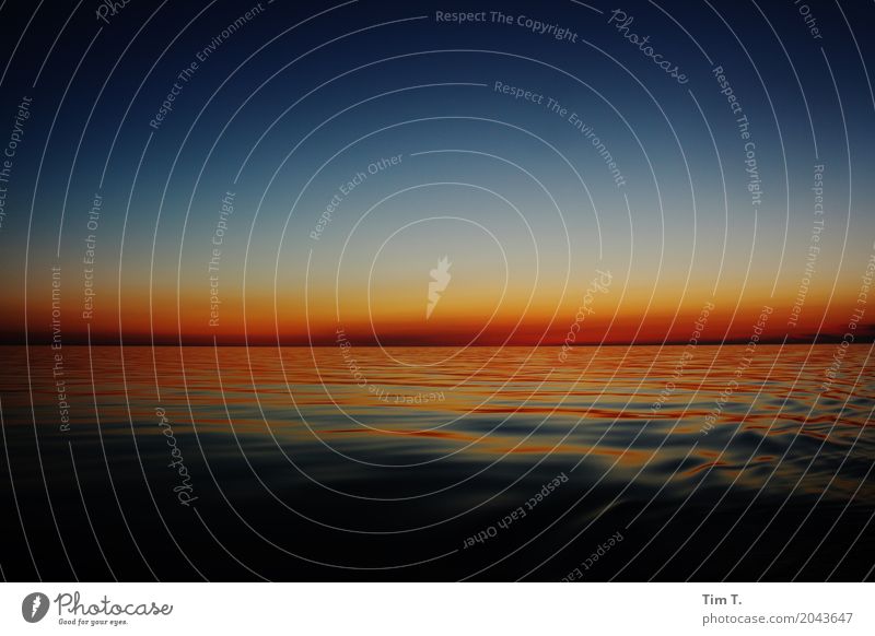 Untergang Umwelt Wasser Himmel Wolkenloser Himmel Sonnenaufgang Sonnenuntergang Klima Schönes Wetter Ostsee Meer Freiheit Frieden Umweltschutz