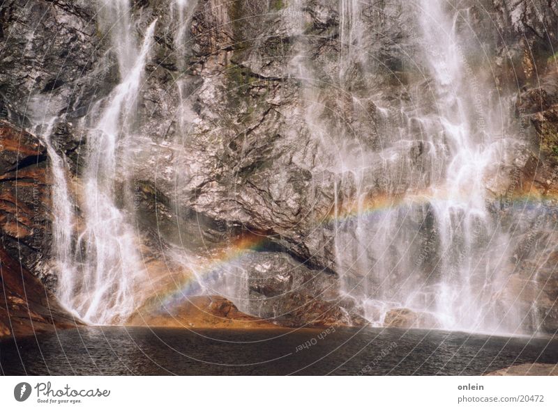 ich will duschen, genau da! Regenbogen glänzend Wasser Wasserfall Felsen Stein Neigung