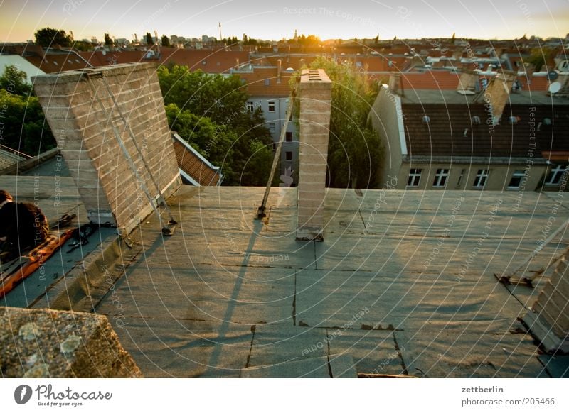 Friedrichshain Abend Berlin Dach Hauptstadt Horizont Juni Sonne Sonnenuntergang Stadt Schornstein Architektur Haus Sommer Skyline Überblick Stadtteil