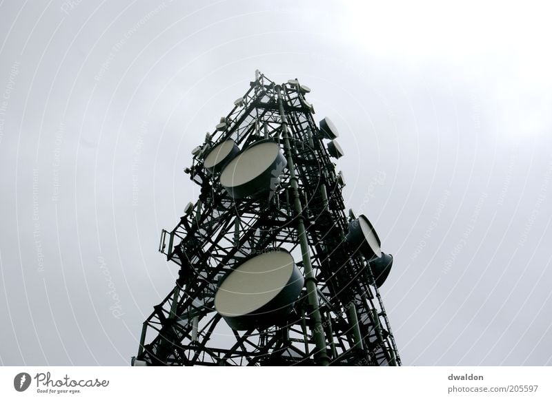 Grey Antenna Technik & Technologie Telekommunikation Emskirchen Deutschland Metall Stahl Antenne Funken Kommunizieren Kommunikationsmittel spionieren Farbfoto