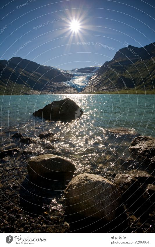 Svartisen Gletscher Ferien & Urlaub & Reisen Tourismus Ferne Freiheit Sonne Berge u. Gebirge Natur Landschaft Luft Wasser Himmel Wolkenloser Himmel Sommer