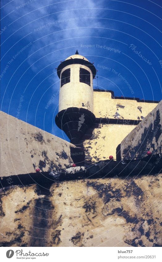 Turm 1 Madeira Mauer Wolken weiß Architektur Himmel blau