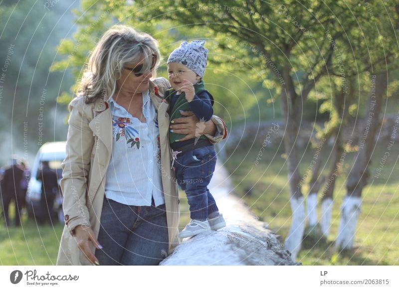 Familie Lifestyle Freizeit & Hobby Spielen Kindererziehung Bildung Kindergarten Mensch feminin Baby Kleinkind Frau Erwachsene Eltern Mutter Geschwister