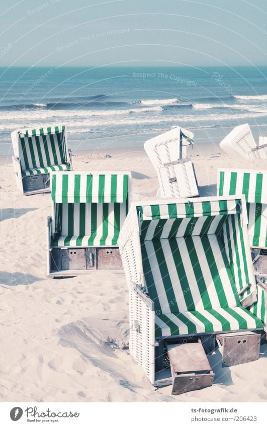 Gib mir 'nen Korb II Ferien & Urlaub & Reisen Tourismus Sommer Sommerurlaub Strand Meer Insel Wellen Horizont Schönes Wetter Nordsee Ostsee Wangerooge