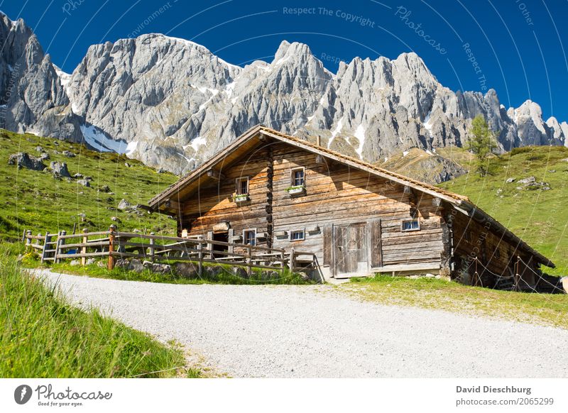 Berghütte ruhig Ferien & Urlaub & Reisen Tourismus Abenteuer Freiheit Sommer Sommerurlaub Berge u. Gebirge wandern Landschaft Wolkenloser Himmel Frühling