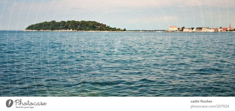 urlaub II Wasser Himmel Wolken Sommer Schönes Wetter Hügel Wellen Küste Meer Insel Porec Kroatien Dorf Stadtrand blau grün Farbfoto Außenaufnahme Tag