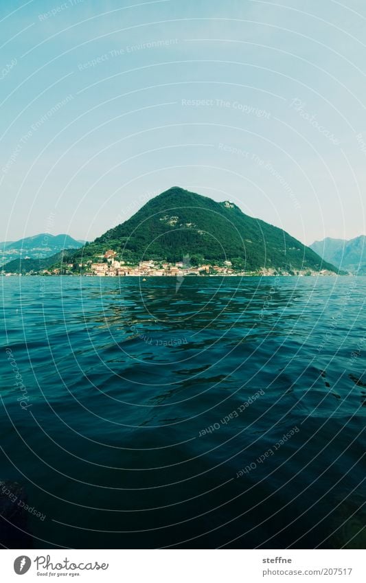 Reif für die Insel Natur Landschaft Wasser Sommer See Lage d'Iseo Lago d'Iseo Italien Italienisch Dorf schön Ferien & Urlaub & Reisen Farbfoto Außenaufnahme