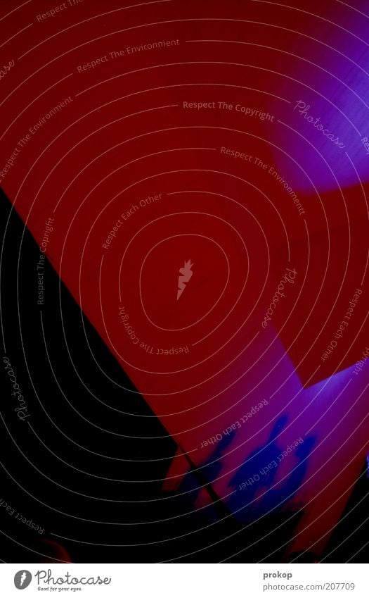 Diskothek Lifestyle Nachtleben Entertainment Veranstaltung Club Disco Diskjockey ausgehen clubbing Tanzen Mensch 3 stehen Coolness eckig rot Surrealismus
